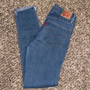 Levi 721 High Rise Skinny Jeans